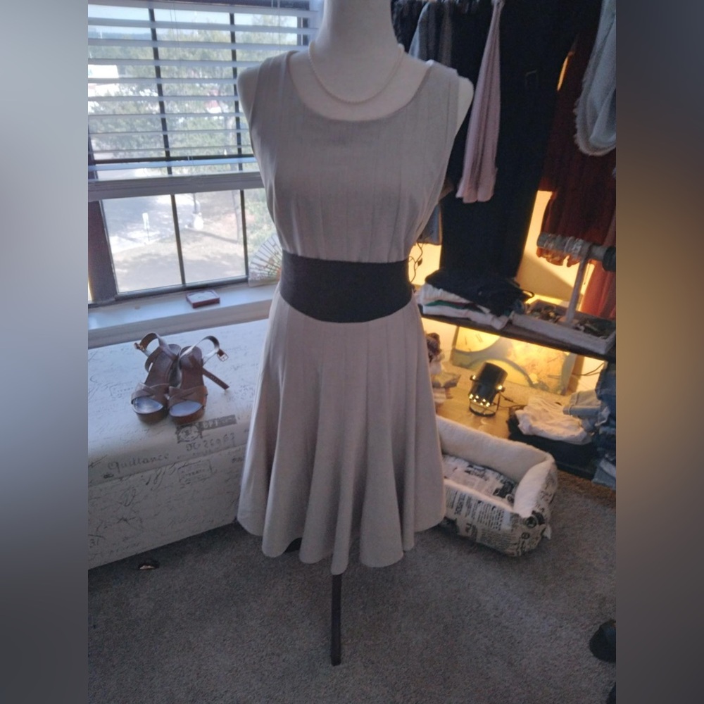 Elegant A-line Sleeveless Dress without Belt